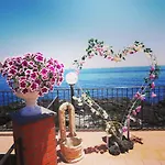 Made In Sicily Santa Tecla Oda ve Kahvaltı