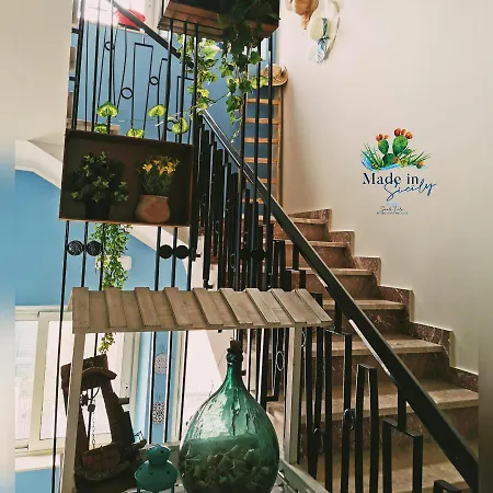Made In Sicily Santa Tecla 住宿加早餐酒店 2*