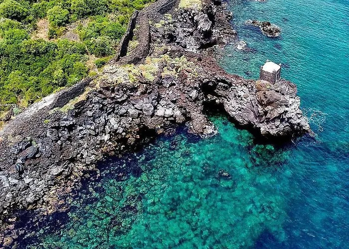 Made In Sicily Santa Tecla Ачиреале
